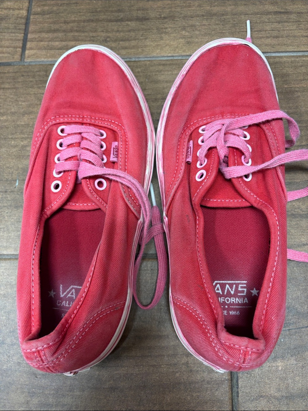 Vans Red Canvas Low-Top Sneakers with Pink Laces